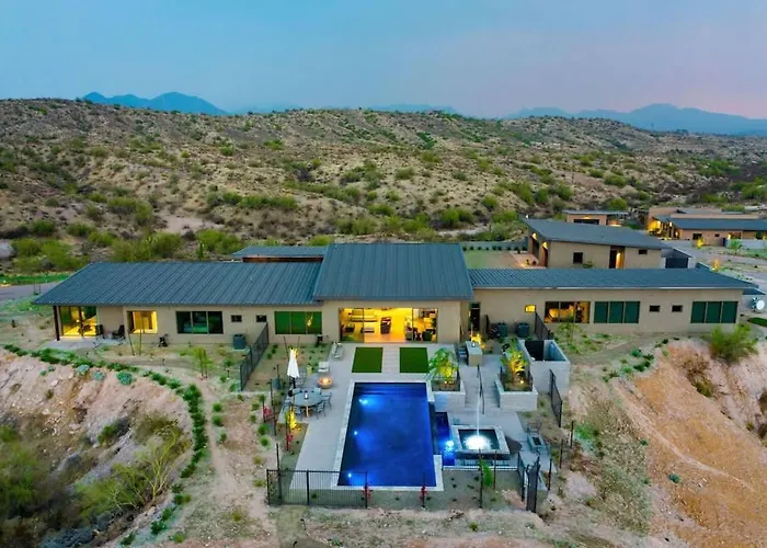 Paradise Canyon Retreat - 3 Private Estates Fort McDowell