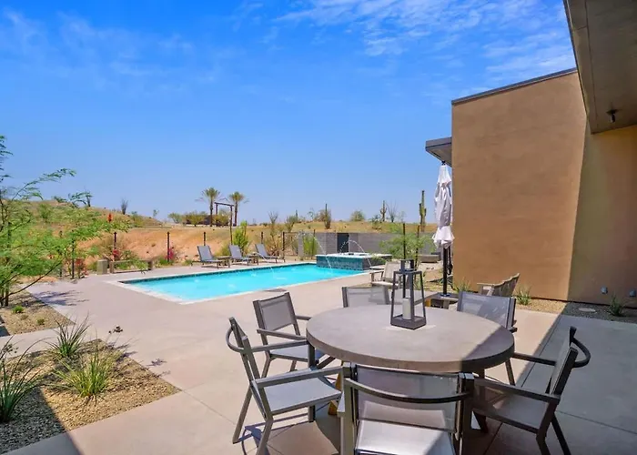 Paradise Canyon Retreat - 3 Private Estates Holiday home *