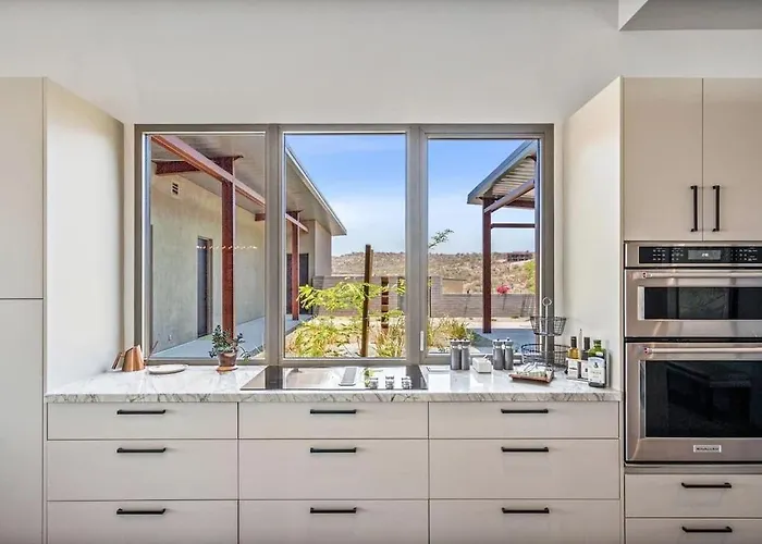 Paradise Canyon Retreat - 3 Private Estates Holiday home *