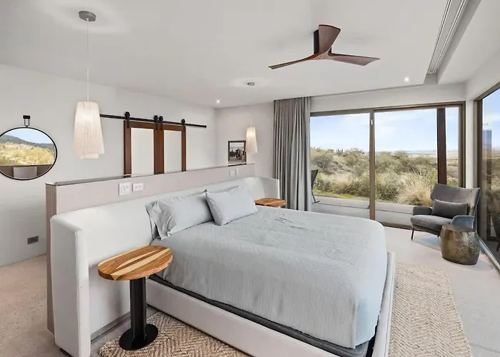 Paradise Canyon Retreat - 3 Private Estates
